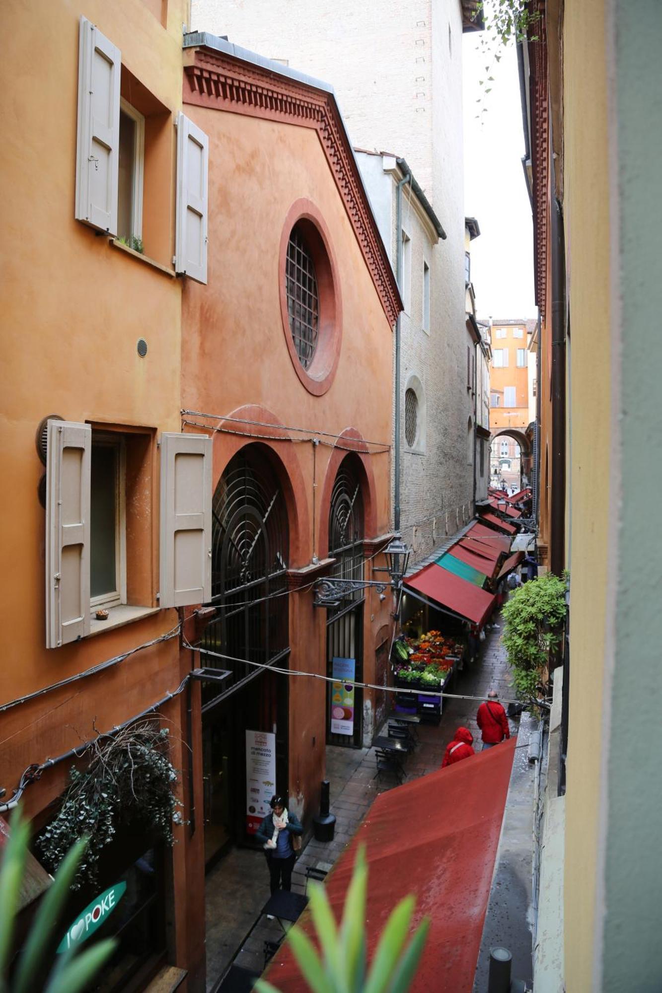 Albergo Delle Drapperie Болонья Экстерьер фото
